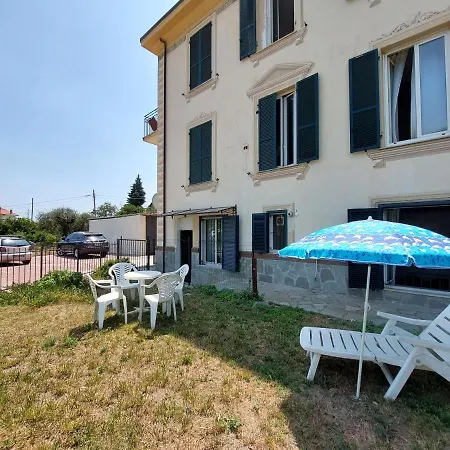 Villetta * Pietra Ligure